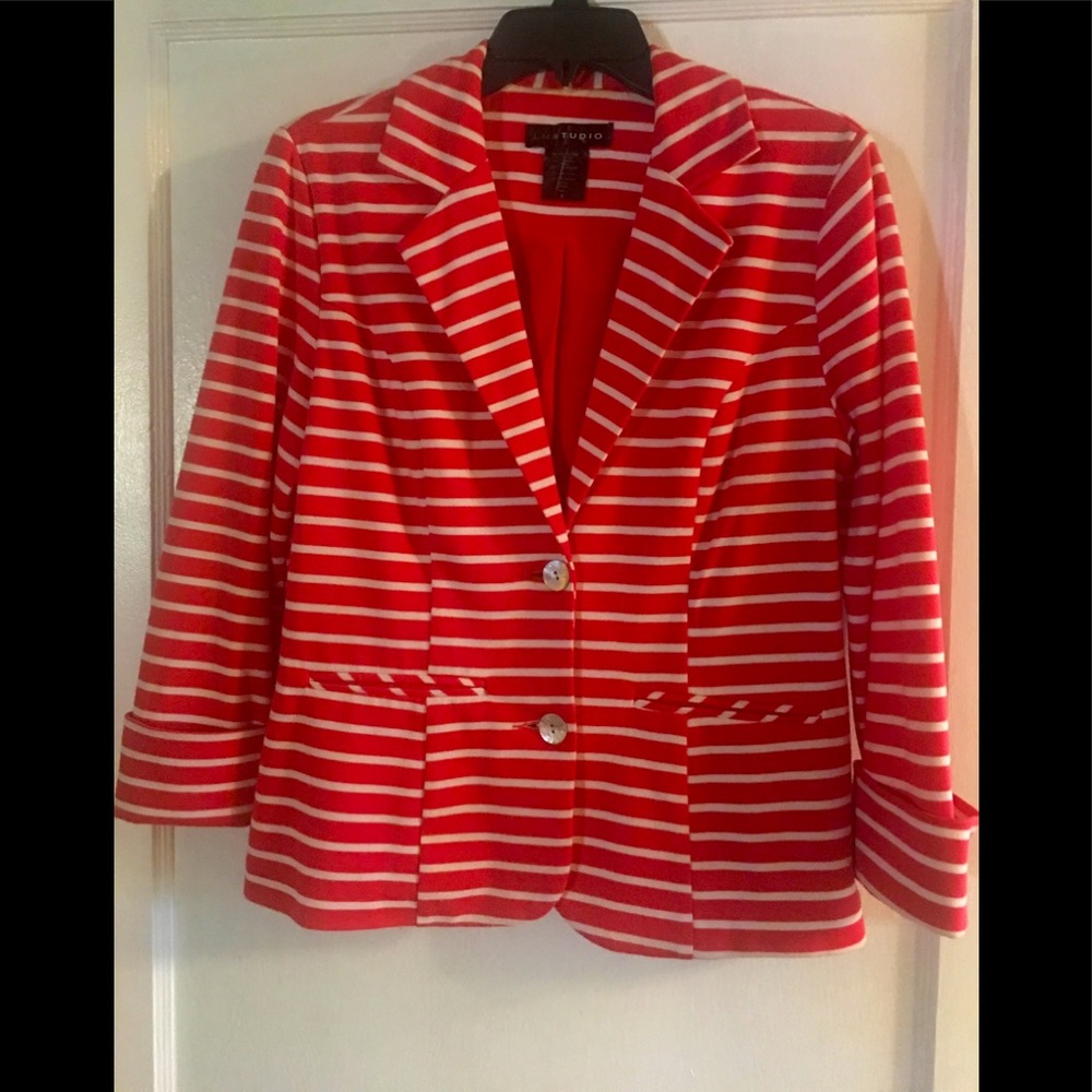 Jacket - Picture 1 of 3